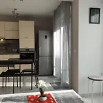 Apartmán New The Twins Two-bedroom, 5 At 15 Tsani Ginchev Street, Floor 3 Varna
