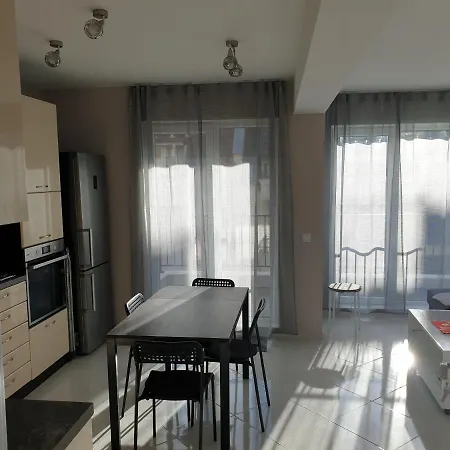 New The Twins Two-bedroom, 5 At 15 Tsani Ginchev Street, Floor 3 Apartmán