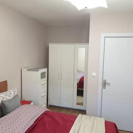 New The Twins Two-bedroom, 5 At 15 Tsani Ginchev Street, Floor 3 Apartmán Varna