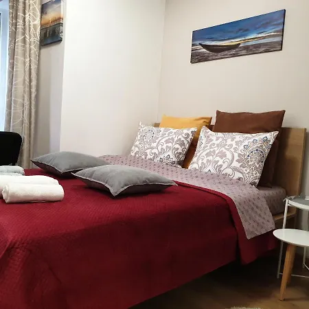 New The Twins Two-bedroom, 5 At 15 Tsani Ginchev Street, Floor 3 Apartmán *