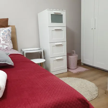 New The Twins Two-bedroom, 5 At 15 Tsani Ginchev Street, Floor 3 Appartement
