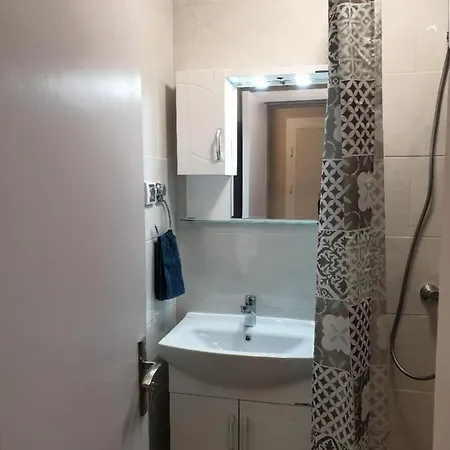 Lejlighed New The Twins Two-bedroom, 5 At 15 Tsani Ginchev Street, Floor 3 *